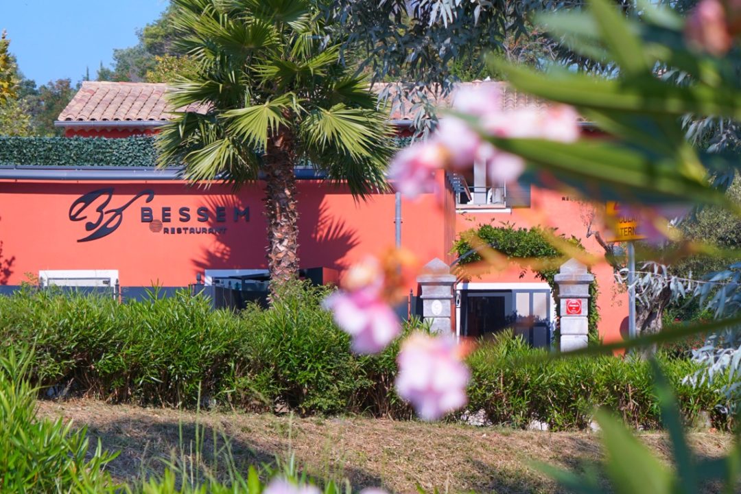 RESTAURANT BESSEM EXTÉRIEUR